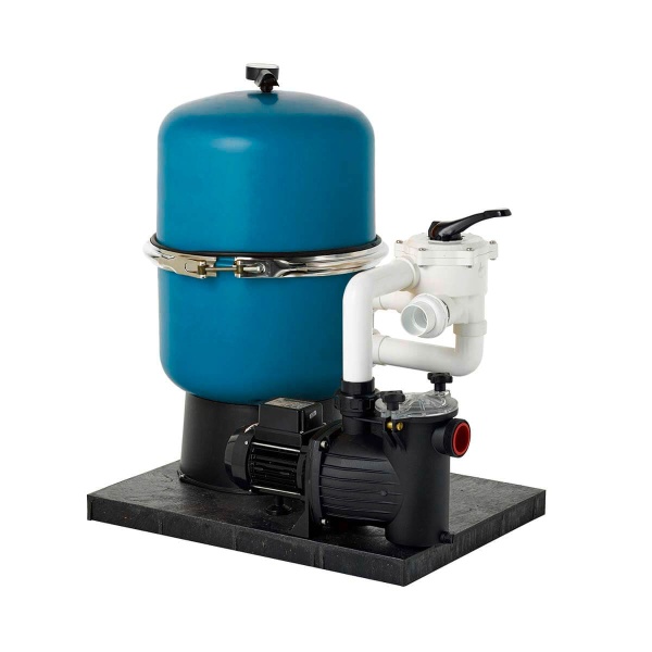 Swimming pool sand filter system Graz with pool pump